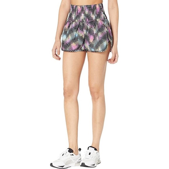 Free People Movement NEW The Way Home Printed High Waist Short Euphoria Size L - Picture 2 of 4